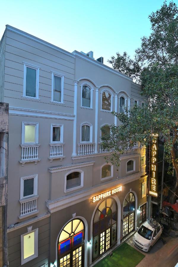 Hotel Sapphire House - 3 Mins Walk From Metro And 5 Mins From Rail Station New Delhi Eksteriør billede